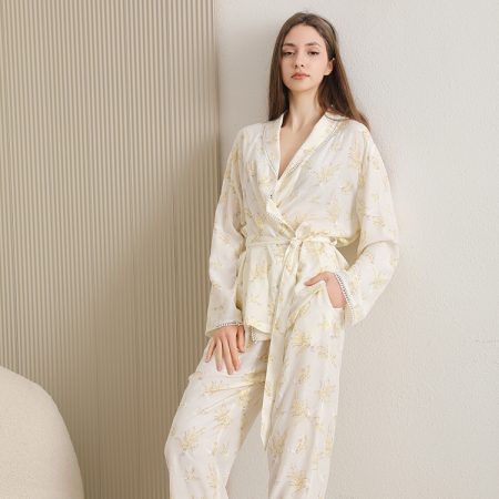 women's floral pattern kimono pajama set