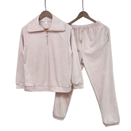 Women's long sleeved pants pajamas set