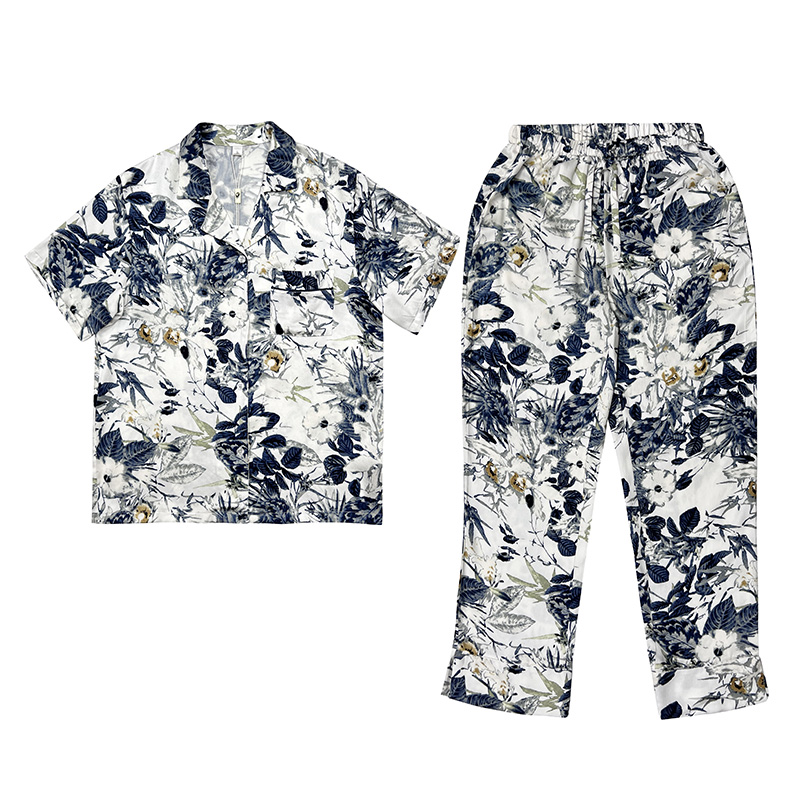 Short-sleeved shirt and long pants Women's Sleepwear