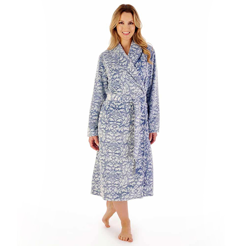 women's flannel bathrobe for Winter and Autumn