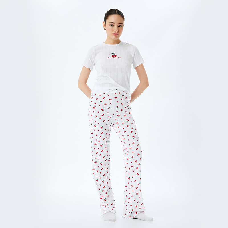 Short-sleeve crew neck cherry printed pajama set